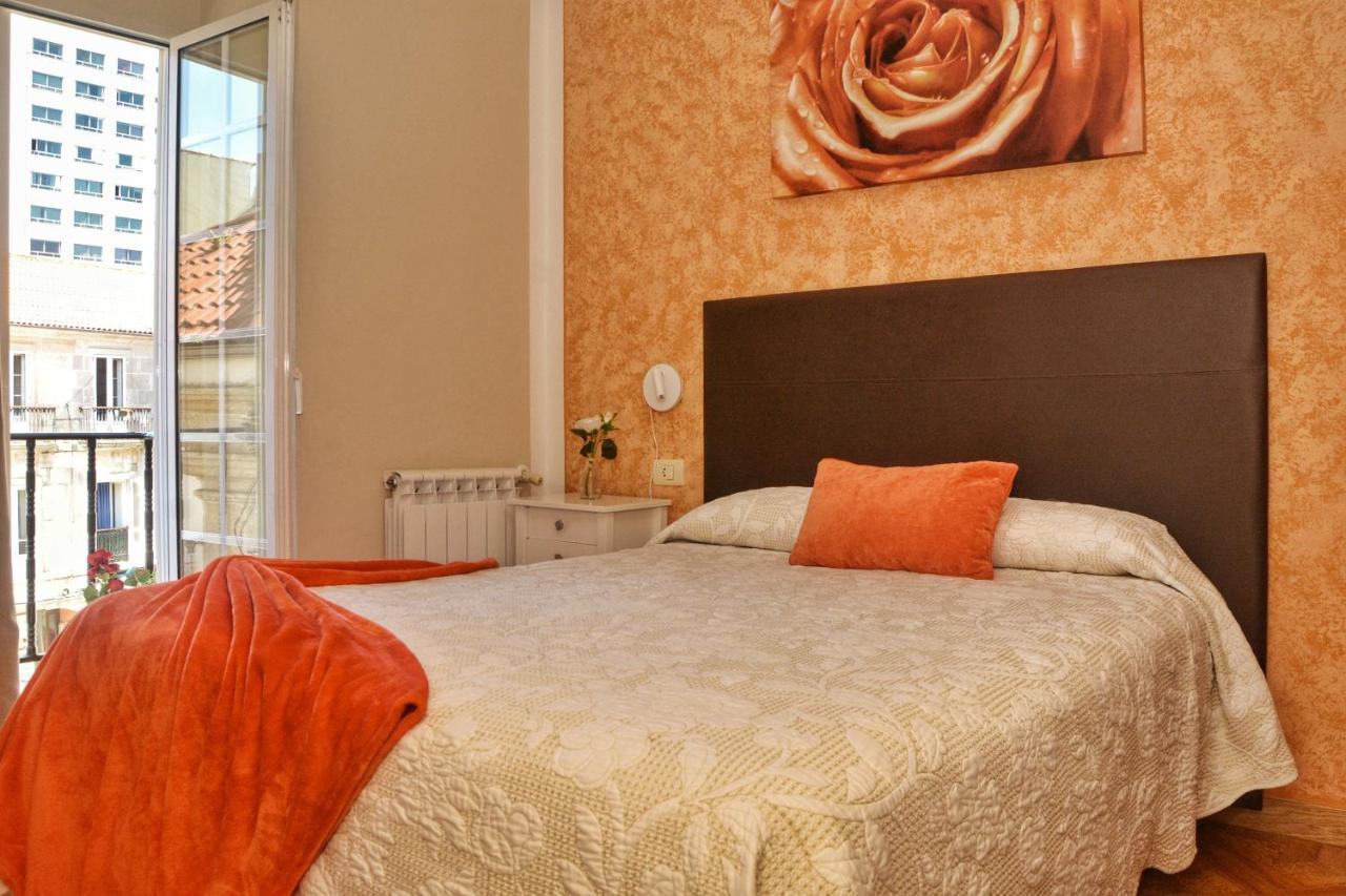 Hostal La Colegiata Виго Экстерьер фото