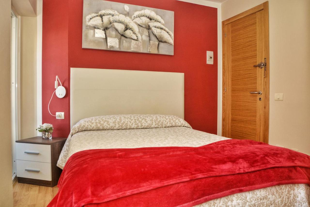 Hostal La Colegiata Виго Экстерьер фото