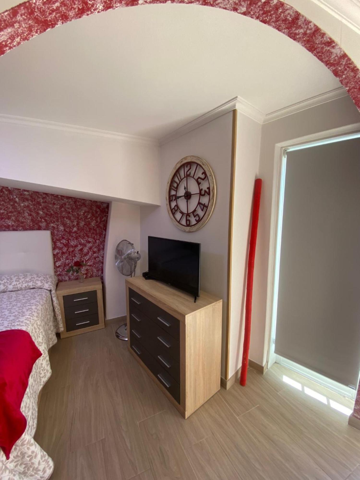 Hostal La Colegiata Виго Экстерьер фото